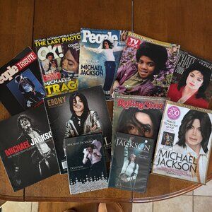 MICHAEL JACKSON TRIBUTE COLLECTION MAGAZINES DVDS PEOPLE ROLLING STONE TV GUIDE